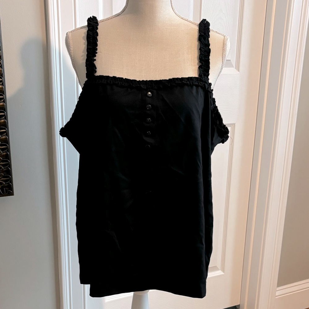 Summer sleeveless top